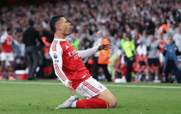 足坛一夜动态！阿森纳绝平曼城，国米主场复仇，巴萨大胜送分童子