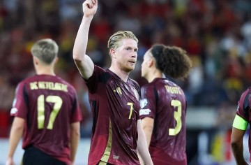 意甲4连胜!德布劳内融入遭质疑,长期看或助那不勒斯欧冠破局